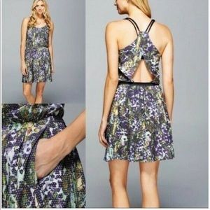 Lululemon City Summer Dress Sz 6 Purple/Green Floral With Pockets Open Back